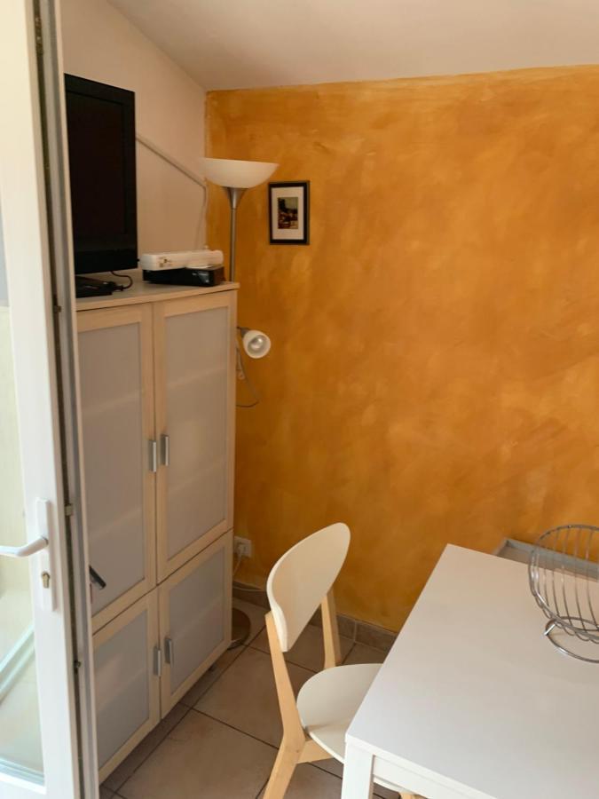 La Maison De Beaumes Exterior photo